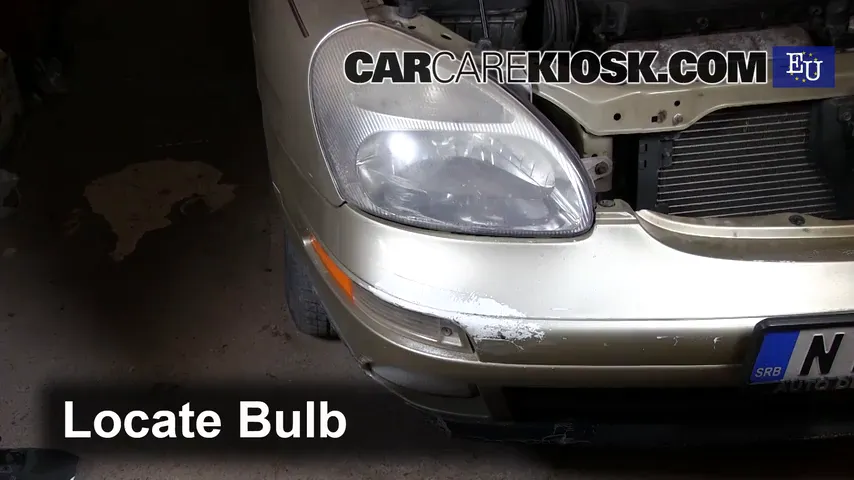 2000 Daewoo Nubira SE 2.0L 4 Cyl. Éclairage Feux de route (remplacer l'ampoule)